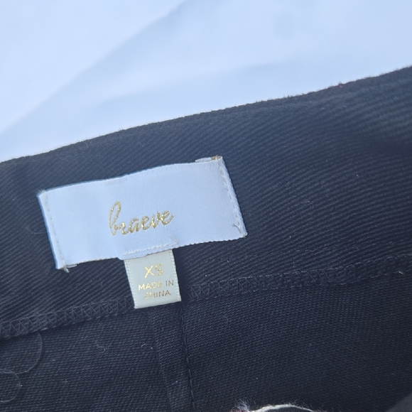 Braeve Embroidered Floral Black Skirt - Picture 2 of 5